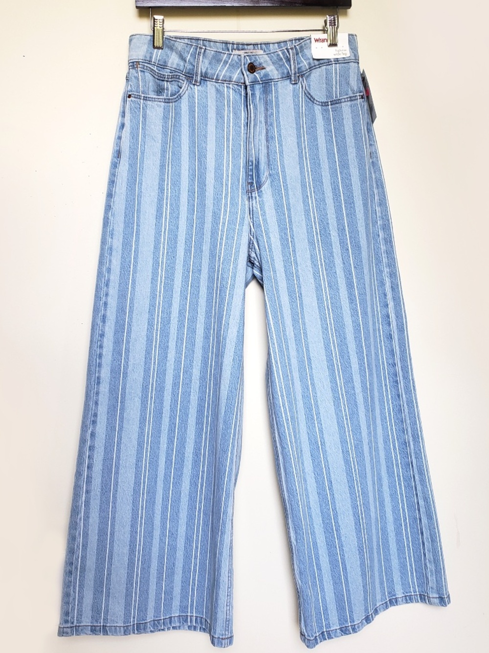 Wrangler NWT High Rise Wide Leg Striped Jeans 12x27 Light Wash